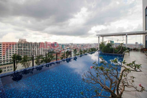2 Bedrooms apartment with Swimming Pool and gym for rent in Toul Svay Prey Area