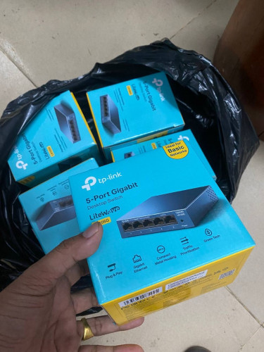 TP-Link LS108G 8-Port 10/100/1000Mbps Desktop Network Switch