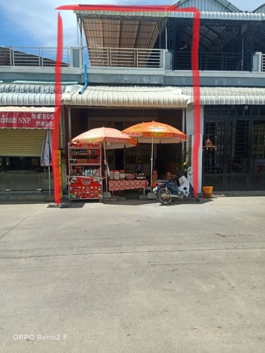 ផ្តះលក់នៅបុរីពិភពថ្មីកំបូល 1​ លក់បន្ទាន់