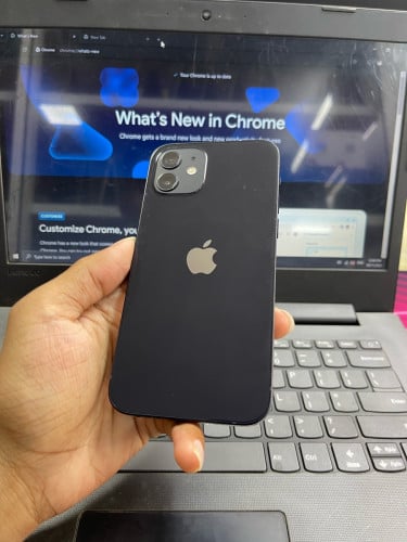 iPhone 12 128GB អត់​ស្គេនមុខ​ (អេក្រង់ថ្មី)
