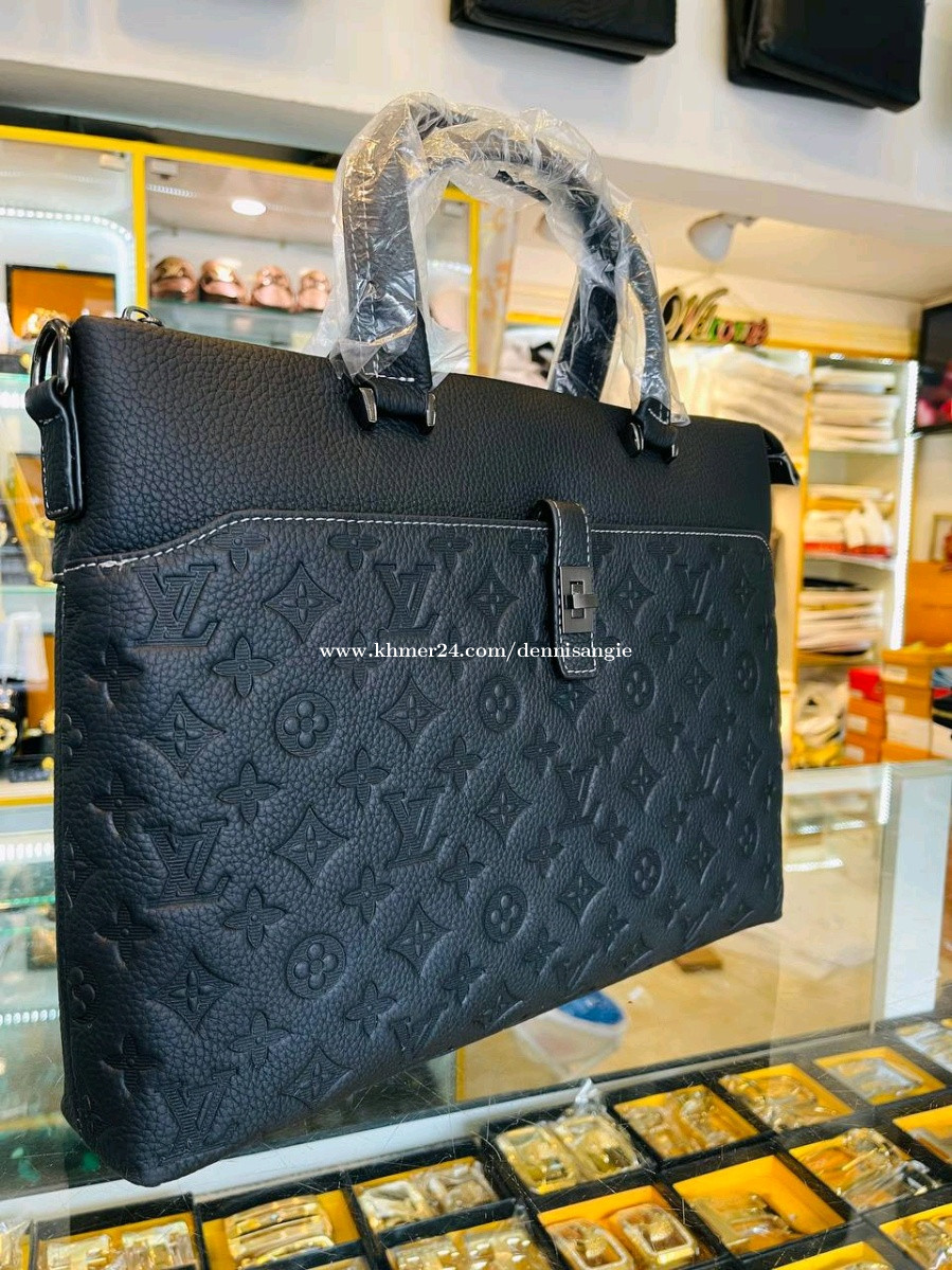 I ❤️❤️❤️❤️ this!  Stylish handbags, Vintage louis vuitton