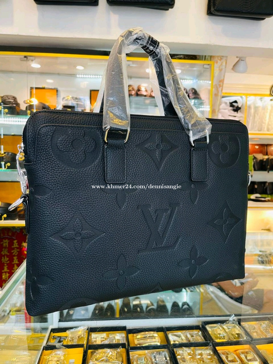 I ❤️❤️❤️❤️ this!  Stylish handbags, Vintage louis vuitton