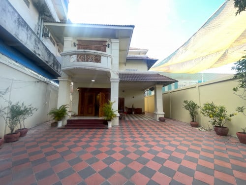 Villa for rent located in Toul Kork Area