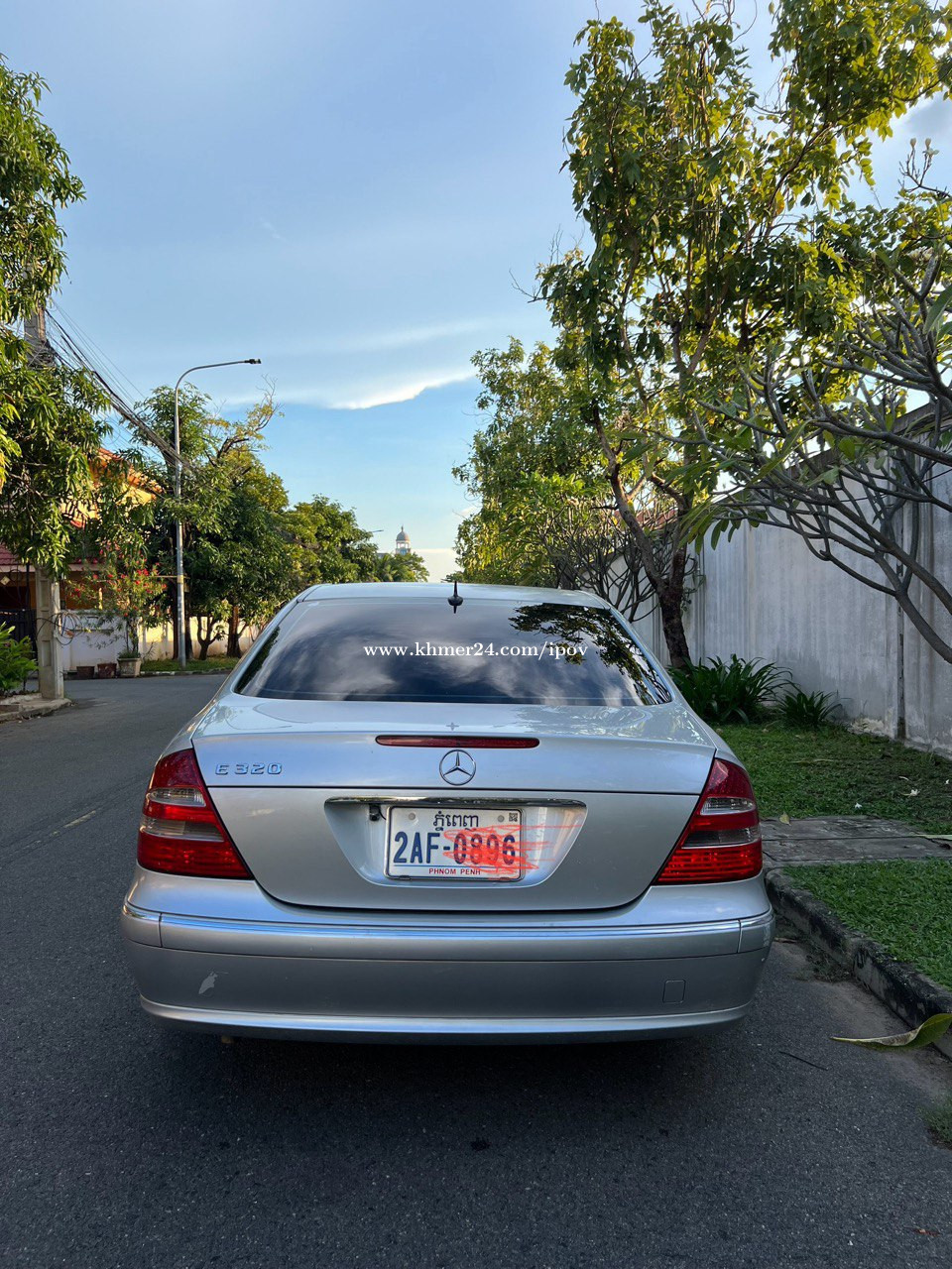 Car for sale Mercedes E class 02 7200