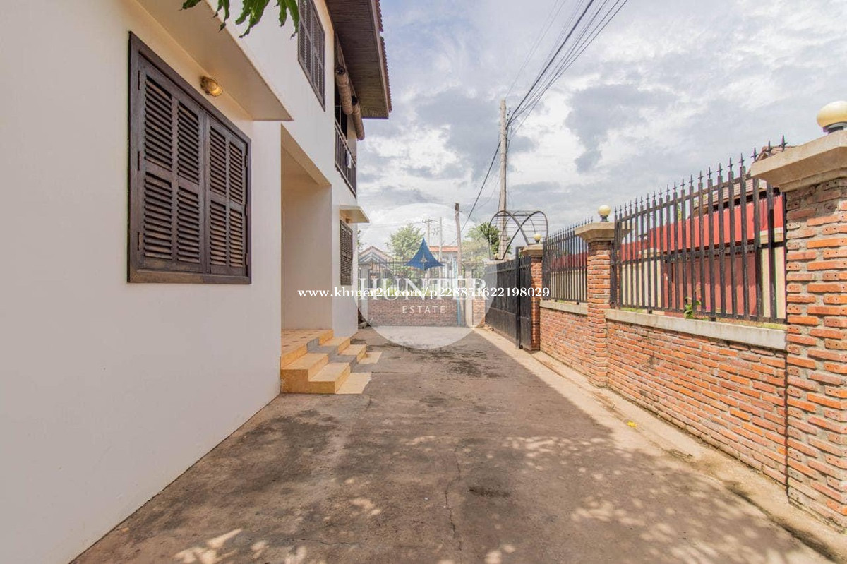 Discount house for sell Price 160000.00 in Svay Dangkum, Krong Siem