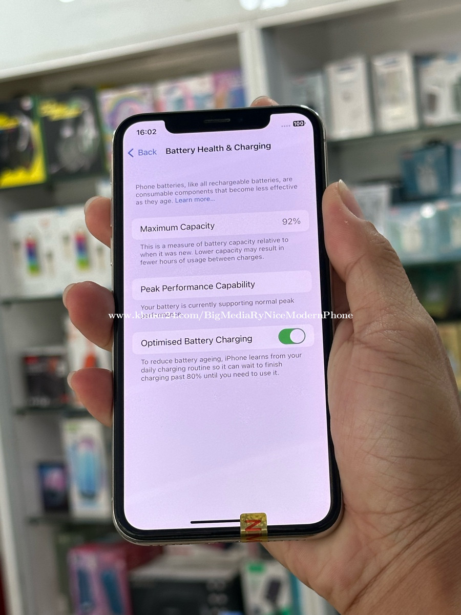 iphone x (256)G Price $240.00 in Sangkat Buon, Cambodia - Ry Nice