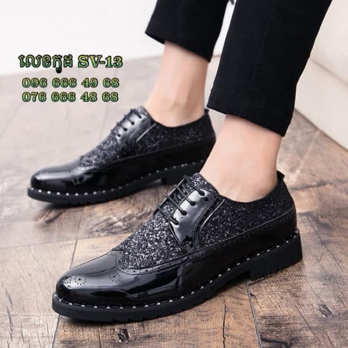 ស្បែកជើង​ស្បែក​លេខ១ប្រេន​  និង​ស្បែក​គោកិនធានាសាច់ស្អាត​  និង​ គុណភាព​ខ្ពស់​ ស្បែក​ល្អ​ ជូនបងប្អូន