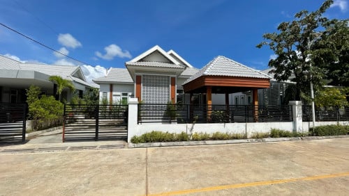 ផ្ទះវីឡាសម្រាប់ជួល