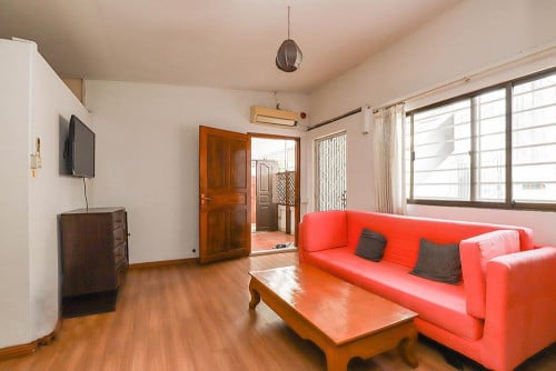 Doun Penh area | Spacious three bedrooms for rent next to Phsar Chas
