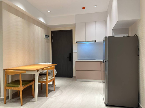 Modern 2-Bedroom Apartment for Rent | High Floor | Free Management Fee | $550
