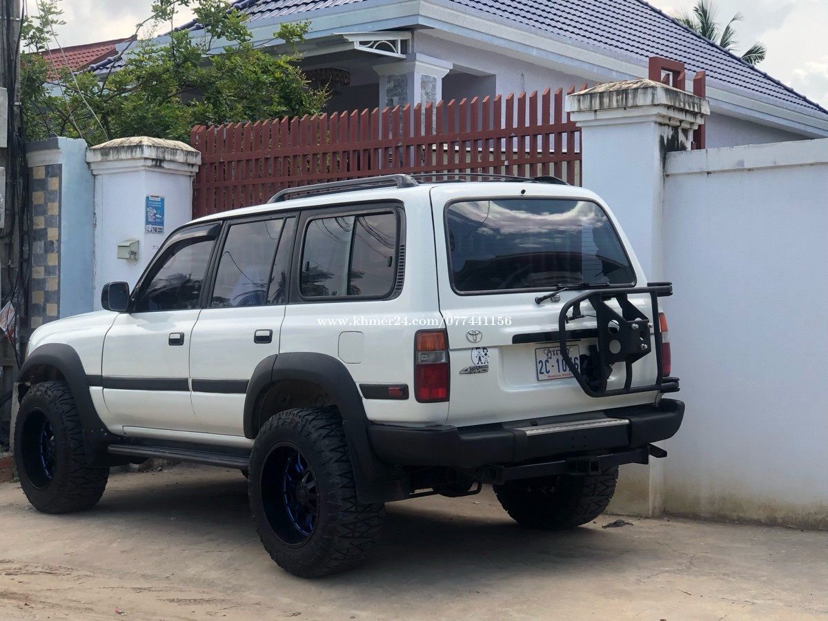 LANDCRUISER 1991 Price 8800.00 in Phsar Thmei Muoy, Cambodia De