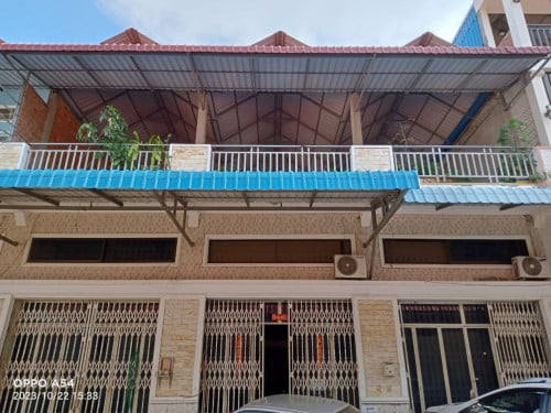 House for sale 4m * 15m at  Ruessei Kaev