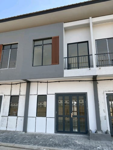 បុរី East land and home គម្រោងទី 3