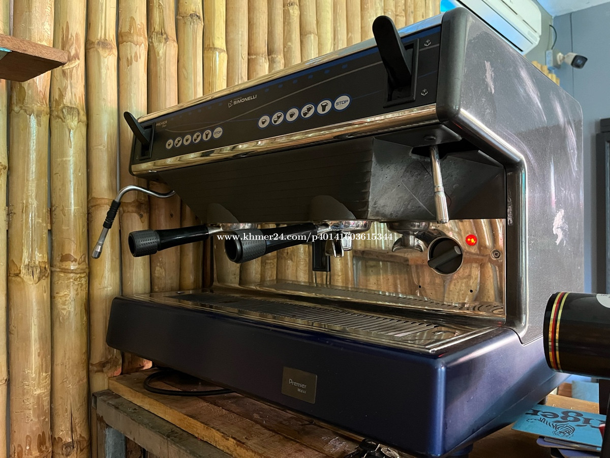 Professional coffee machine Price 1400.00 in Svay Dangkum, Cambodia