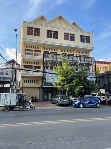 អគារសំរាប់លក់