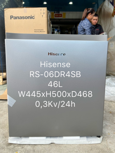 Hisense RS-06DR4SB(ទូរទឹកកកក្នាតតូច0,5m/mini bar 0,5m)