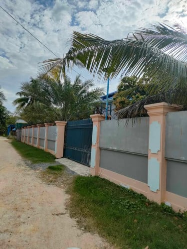 ផ្ទះនិងដីលក់