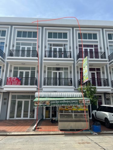 ផ្ទះលក់បន្ទាន់ក្រោមទីផ្សារ វិមានភ្នំពេញព្រែកអញ្ចាញ ផ្ទះមុខសួនស្រួលរកសុីឬហាត់ប្រាណ