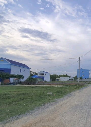 ដីល្អលក់ សុវត្ថិភាព មកមើលសិនបាន