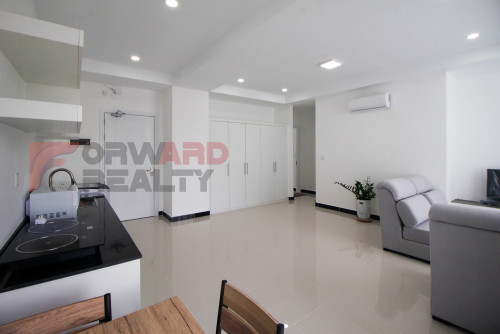 2 Bedrooms Apartment available for rent in Tonle Bassac Area (near Naga world, Aeon Mall)