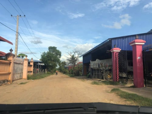 ដីលក់បន្ទាន់