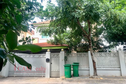 Bassac Garden City | 5 bedrooms villa in gated community for rent