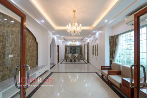Bassac Garden City | 5 bedrooms villa in gated community for rent