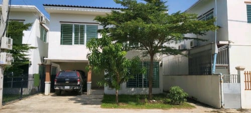 វីឡាអាមេរិច