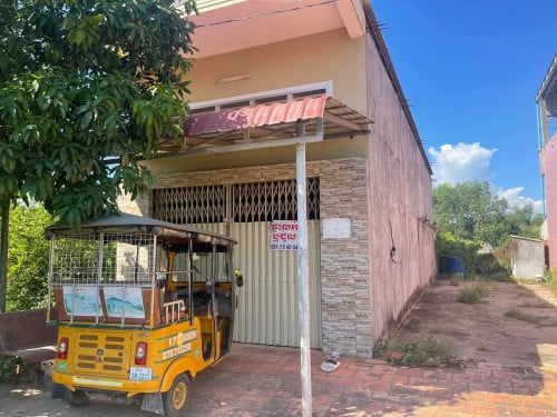 ផ្ទះ និង ដី លក់ ទីតាំងក្រុងកំពត