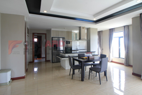 Penthouse 4 Bedrooms apartment swimming pool and gym available for rent in Phsar Doem Thkov Area.