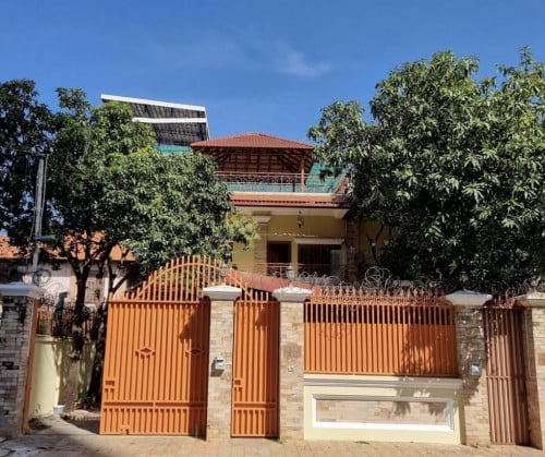 House for sale at Toul Kork area