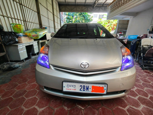 Toyota Prius 2004 full option