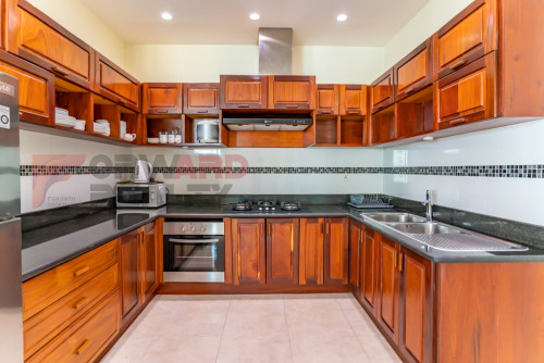 3 Bedrooms Apartment with swimming pool and gym for rent in Boeng Tumpun Area.to Russian Market
