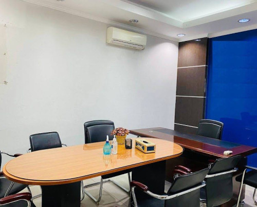Builidng for rent (near Olympic Stadium)