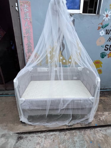 baby bed