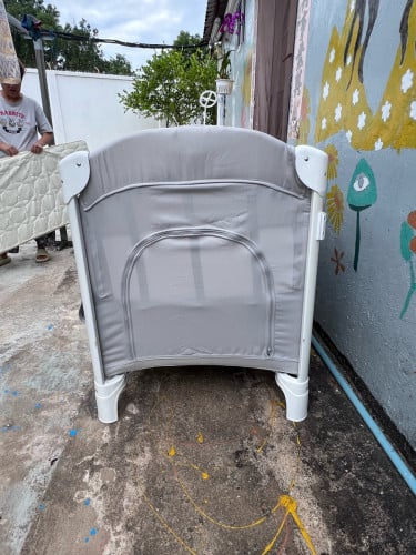 baby bed