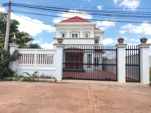 ផ្ទះក្រោមហាងឆេងនៅសង្កាត់ស្វាយដង្គំក្រុងសៀមរាប