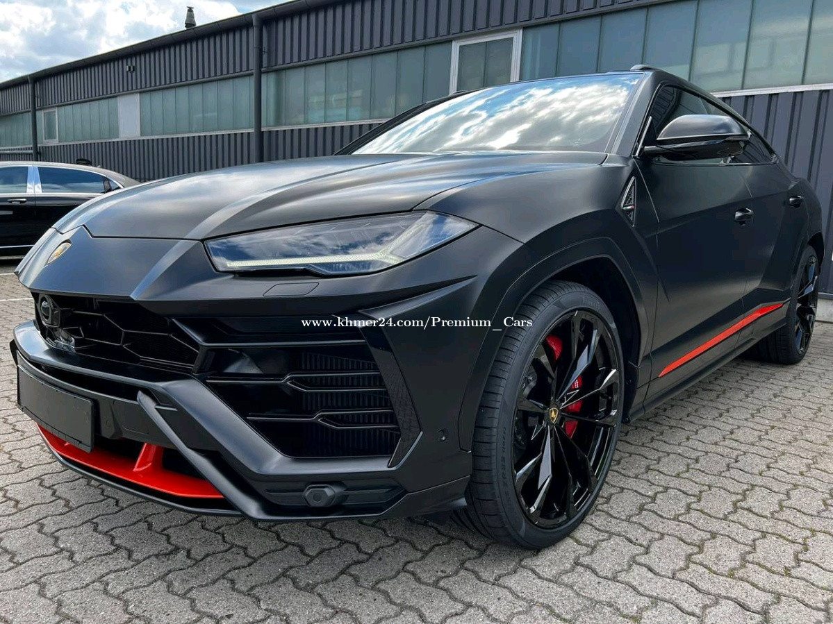 Urus Graphite Capsule l 2022 Price 558000.00 in Tonle