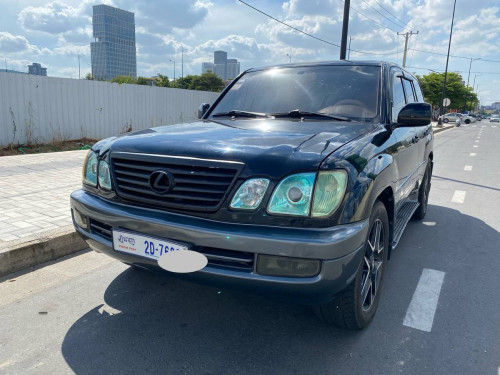 Lexus LX 470 2001 ធានាអត់បុក. អត់ប៉ះ ថ្មីៗ Price $12000.00 in Phsar ...