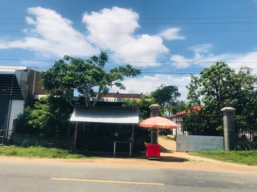 »ដីលក់បន្ទាន់លុយខ្លាំង ចុះពីផ្លូវ51 1.5km