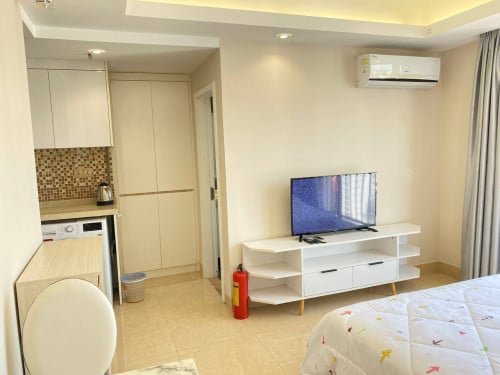 STUDIO ROOM CONDO FOR RENT BKK1