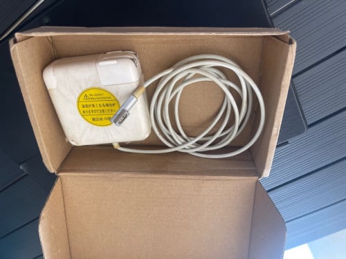 MacBook Pro 2011 Charger 60W