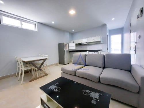 Boeng Keng Kang | Service apartment two bedrooms with elevator for rent at BKK2 area