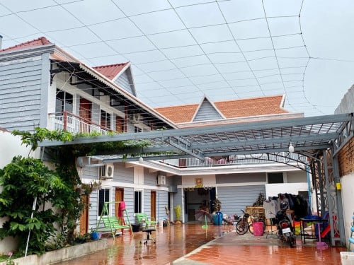 ផ្ទះលក់ប្រញាប់ក្នុង ក្រុងតាខ្មៅ