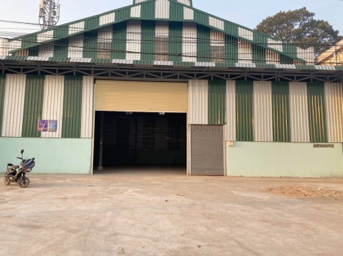 ឃ្លាំងជួល ផ្លូវជាតិលេខ1