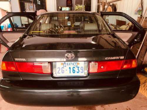 Toyota Camry 1999  ឡានស្អាត (ចរចារ)