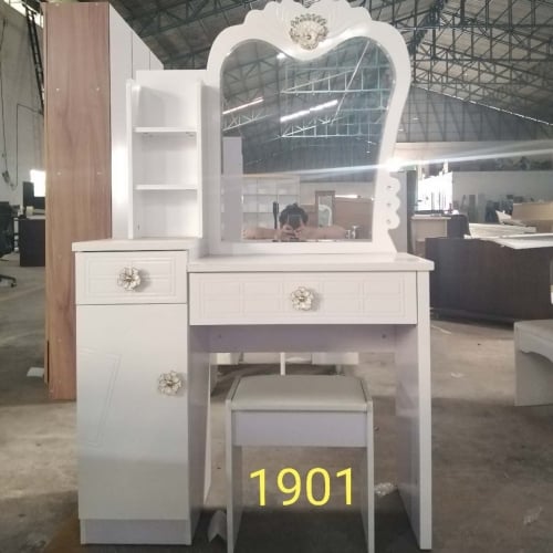 95*40*165cm Dressing table តុផាត់មុខ 梳妆台HA1901#