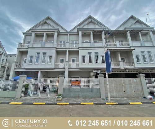 🏘 វីឡាកូនកាត់ (LA) ក្នុងបុរី មង្គលភ្នំពេញ ត្រូវការលក់បន្ទាន់ខ្លាំង