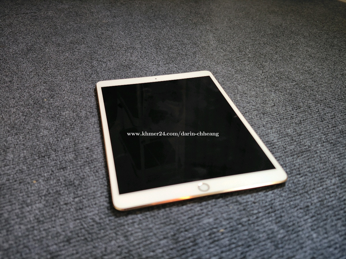 iPad Pro 10.5 256GB SIM + Wi-Fi price $360 in Chbar Ampov Muoy