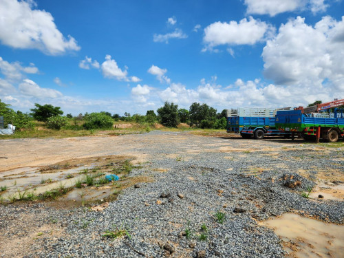 ๐ฒLand Available for Urgent Sale at a Special Price (Negotiable).